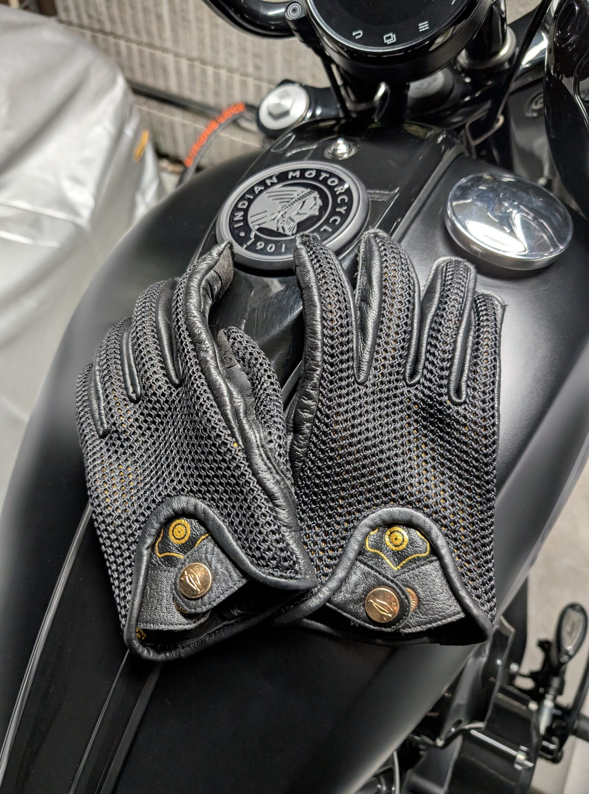 karaku牛側メッシュバイクグローブ